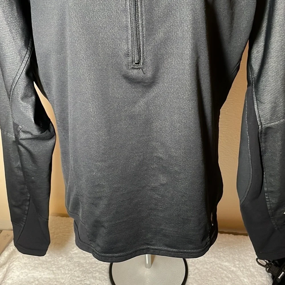 Nwot Mountain Hardwear 1/2 Zip Windstopper Pullover Size Medium